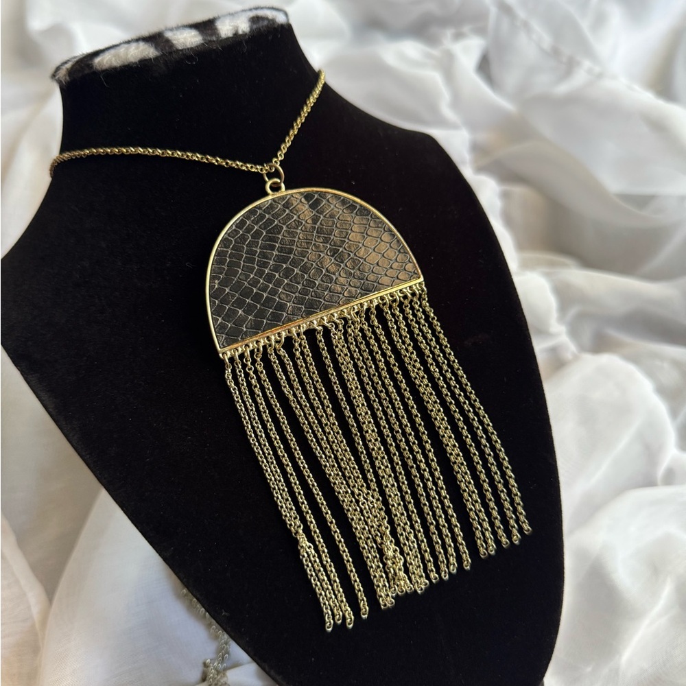 SHIRA MELODY Bold Pendant Fringe Necklace